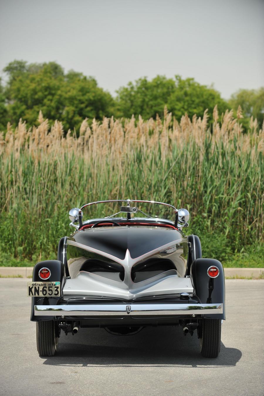  Auburn 12-160 Standard Speedster 1932 года  (фото 2 из 11)
